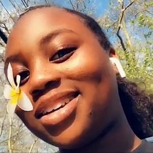 Meet your Posher, Tiffany